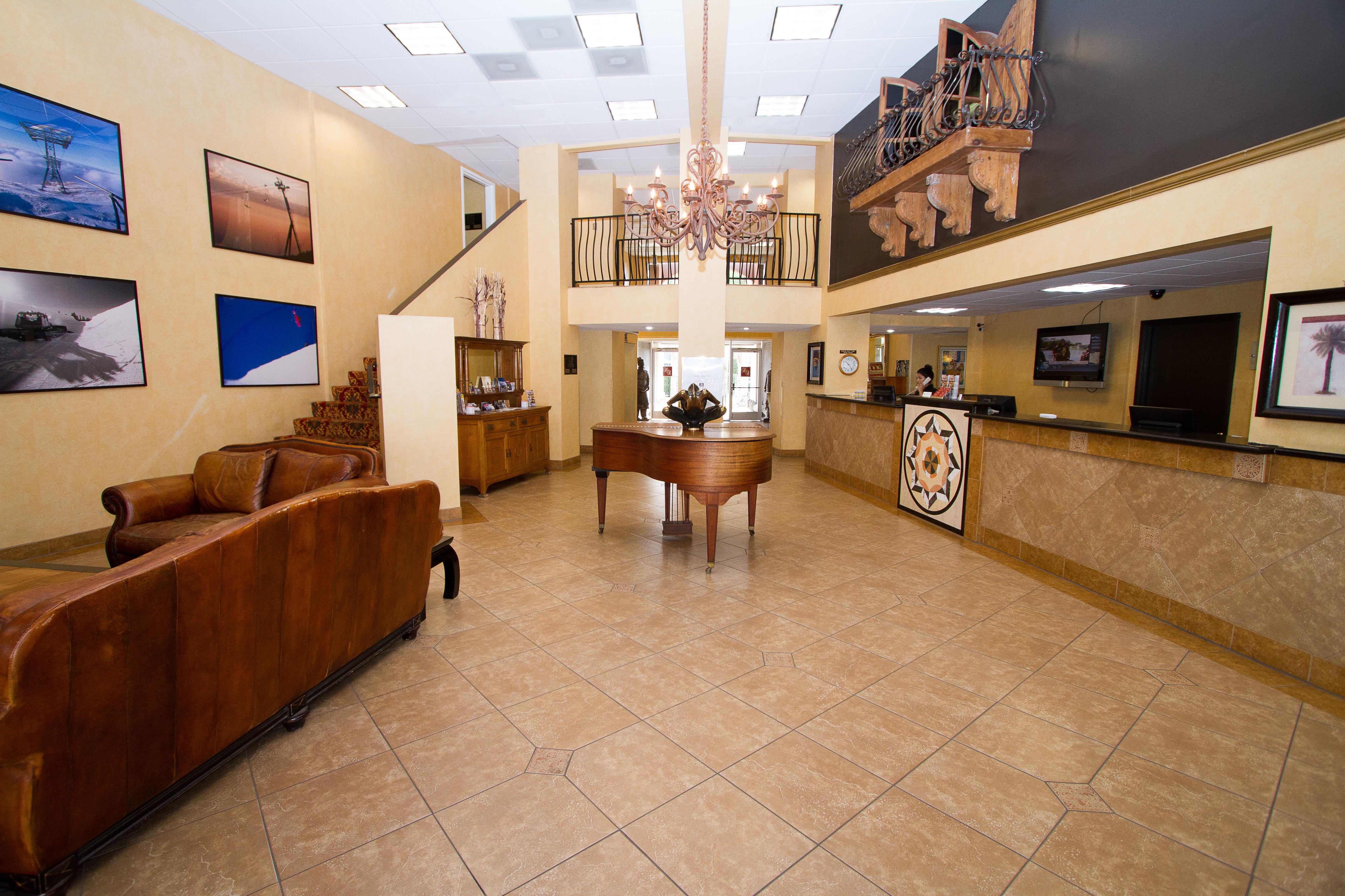 Rosedale 3* Bakersfield