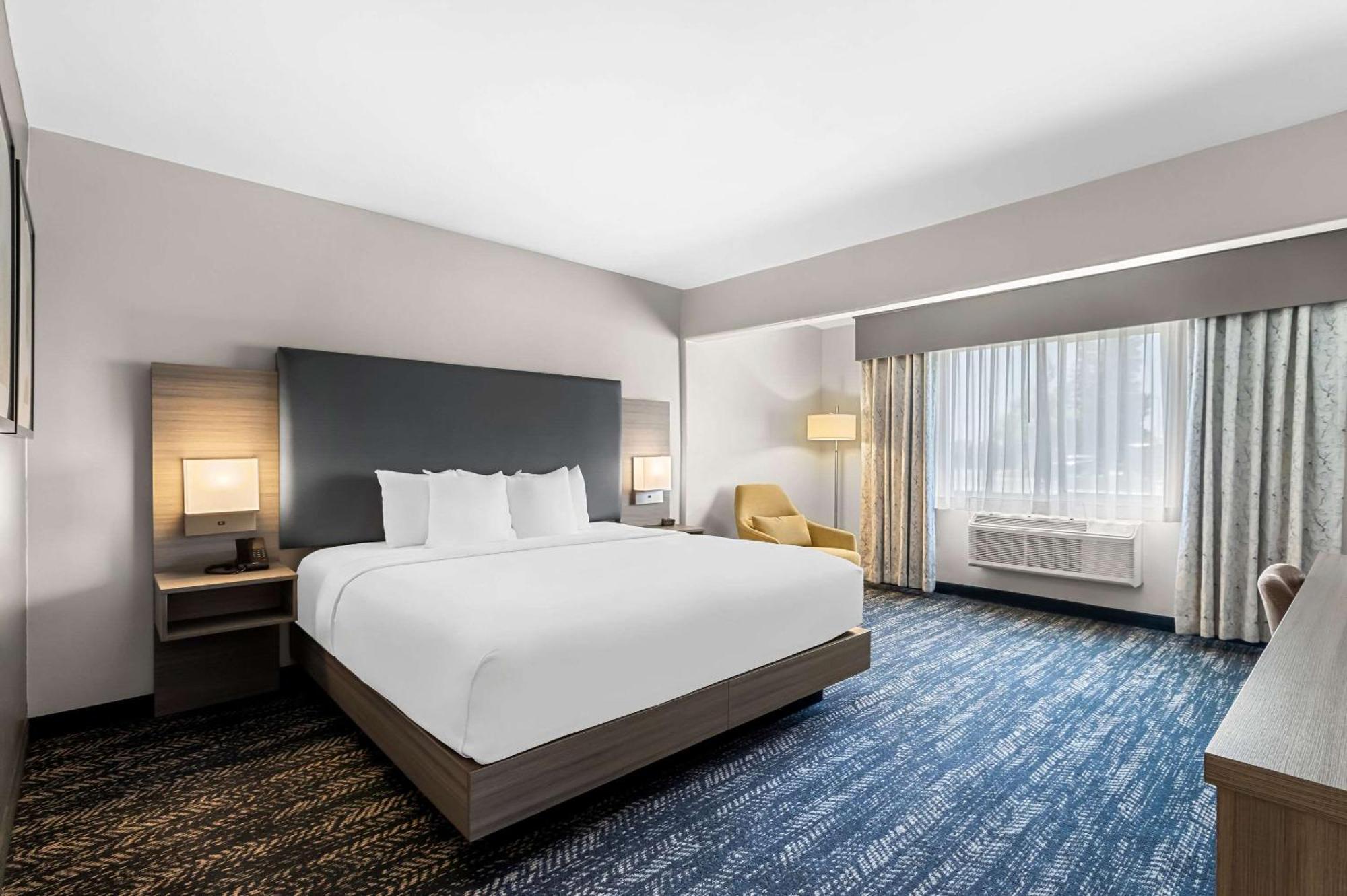 Rosedale 3* Bakersfield