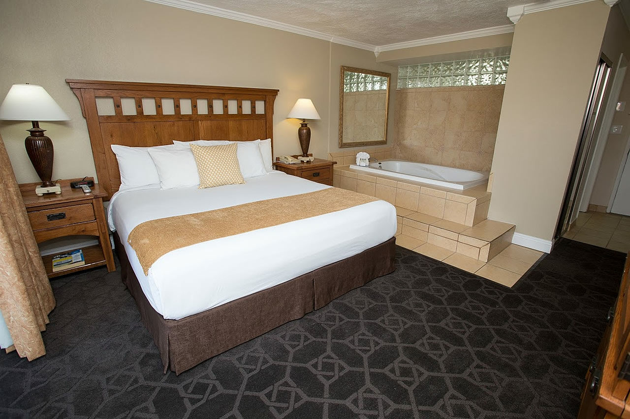 Hourglass Hotel, Ascend Collection Hotel